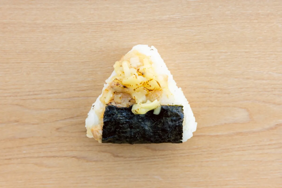 Homemade meat miso onigiri with seared cheese